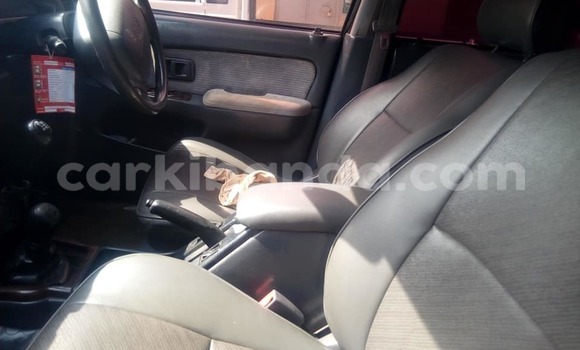 Acheter Occasion Voiture Toyota Hilux Bleu à Kampala, Ouganda Acheter Occasion Voiture Toyota Hilux Bleu à Kampala, Ouganda