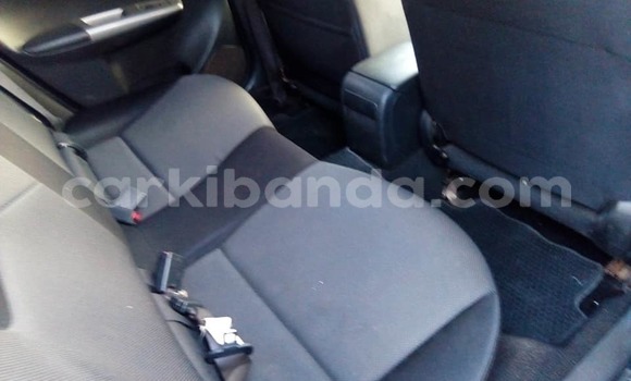 Acheter Occasion Voiture Subaru Impreza Bleu à Kampala, Ouganda Acheter Occasion Voiture Subaru Impreza Bleu à Kampala, Ouganda