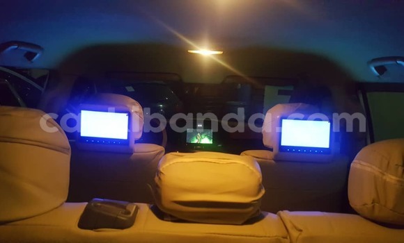 Buy Used Toyota Land Cruiser White Car in Kampala in Uganda Buy Used Toyota Land Cruiser White Car in Kampala in Uganda