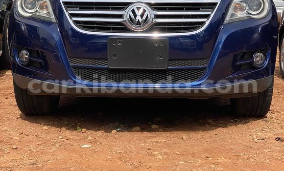Acheter Occasion Voiture Volkswagen Tiguan Bleu à Kampala, Ouganda Acheter Occasion Voiture Volkswagen Tiguan Bleu à Kampala, Ouganda