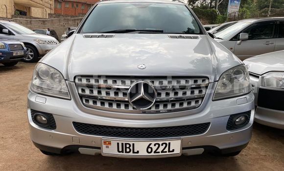 Buy Used Mercedes‒Benz ML–Class Silver Car in Kampala in Uganda
