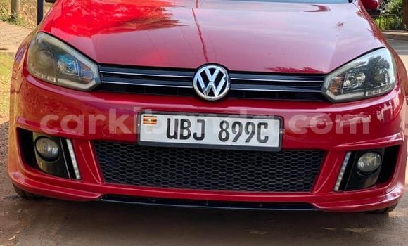 Acheter Occasion Voiture Volkswagen Golf Rouge à Kampala, Ouganda Acheter Occasion Voiture Volkswagen Golf Rouge à Kampala, Ouganda