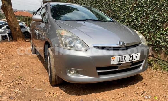Acheter Occasion Voiture Toyota Wish Gris à Kampala, Ouganda Acheter Occasion Voiture Toyota Wish Gris à Kampala, Ouganda