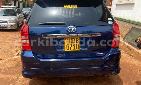 Nunua Ilio tumika Toyota Wish Bluu Gari ndani ya Kampala nchini Uganda Nunua Ilio tumika Toyota Wish Bluu Gari ndani ya Kampala nchini Uganda
