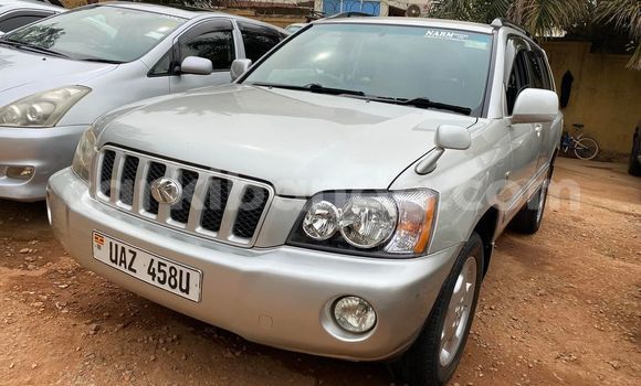 Acheter Occasion Voiture Toyota Kluger Gris à Kampala, Ouganda