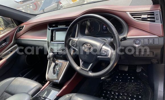 Acheter Occasion Voiture Toyota Harrier Noir à Kampala, Ouganda Acheter Occasion Voiture Toyota Harrier Noir à Kampala, Ouganda