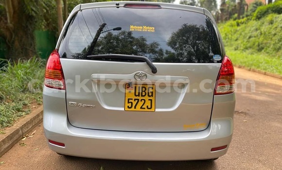 Nunua Ilio tumika Toyota Spacio Fedha Gari ndani ya Kampala nchini Uganda Nunua Ilio tumika Toyota Spacio Fedha Gari ndani ya Kampala nchini Uganda