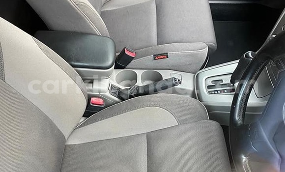 Nunua Ilio tumika Subaru Forester Fedha Gari ndani ya Kampala nchini Uganda Nunua Ilio tumika Subaru Forester Fedha Gari ndani ya Kampala nchini Uganda