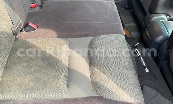 Acheter Occasion Voiture Toyota Kluger Marron à Kampala, Ouganda Acheter Occasion Voiture Toyota Kluger Marron à Kampala, Ouganda