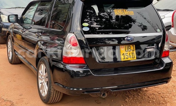 Acheter Occasion Voiture Subaru Forester Noir à Kampala, Ouganda Acheter Occasion Voiture Subaru Forester Noir à Kampala, Ouganda