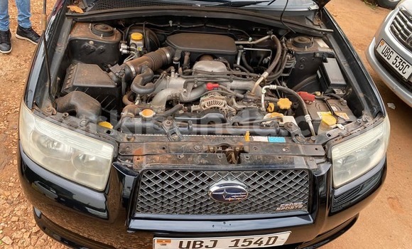 Acheter Occasion Voiture Subaru Forester Noir à Kampala, Ouganda Acheter Occasion Voiture Subaru Forester Noir à Kampala, Ouganda