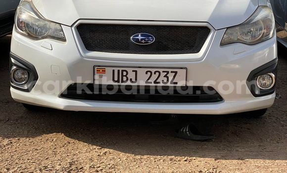 Acheter Occasion Voiture Subaru Impreza Blanc à Kampala, Ouganda Acheter Occasion Voiture Subaru Impreza Blanc à Kampala, Ouganda