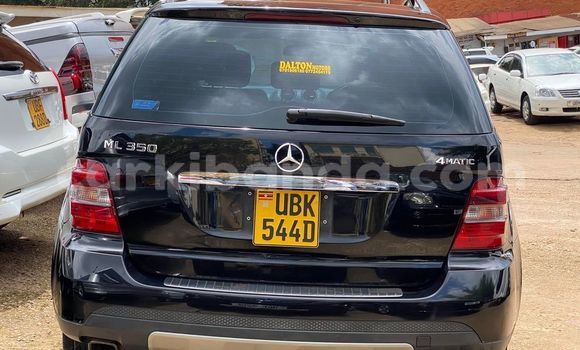 Acheter Occasion Voiture Mercedes‒Benz ML–Class Noir à Kampala, Ouganda Acheter Occasion Voiture Mercedes‒Benz ML–Class Noir à Kampala, Ouganda