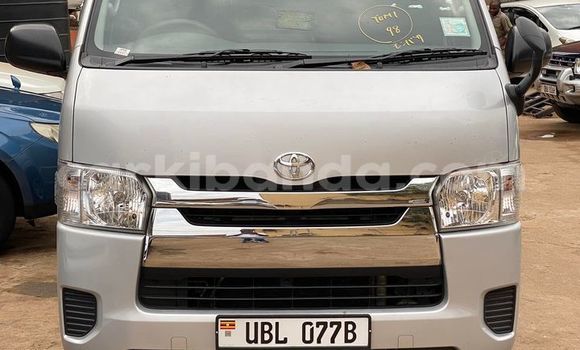 Acheter Occasion Voiture Toyota Hiace Gris à Kampala, Ouganda