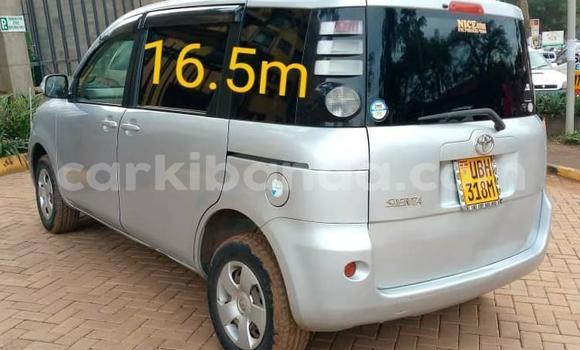 Buy Used Toyota Sienta Silver Car in Kampala in Uganda Buy Used Toyota Sienta Silver Car in Kampala in Uganda
