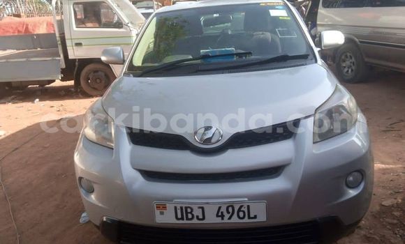 Acheter Occasion Voiture Toyota IST Gris à Kampala, Ouganda Acheter Occasion Voiture Toyota IST Gris à Kampala, Ouganda