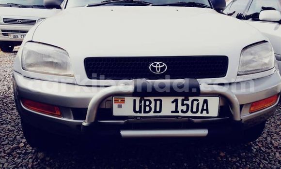 Buy Used Toyota RAV4 White Car in Kampala in Uganda