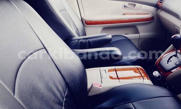 Buy Used Toyota Harrier White Car in Kampala in Uganda Buy Used Toyota Harrier White Car in Kampala in Uganda