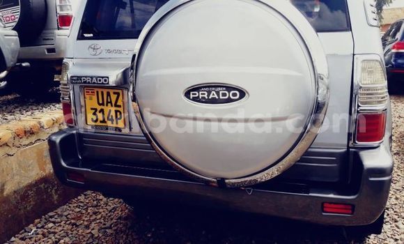 Acheter Occasion Voiture Toyota Land Cruiser Prado Gris à Kampala, Ouganda Acheter Occasion Voiture Toyota Land Cruiser Prado Gris à Kampala, Ouganda