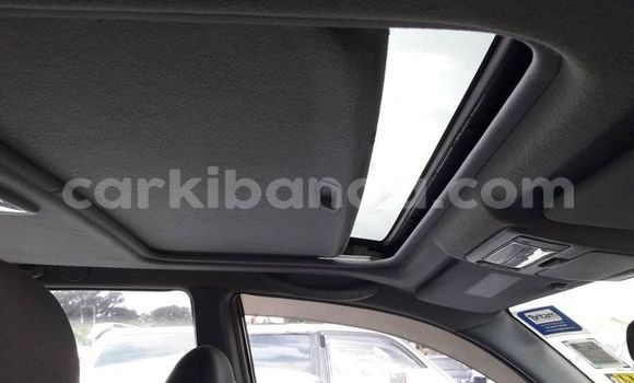 Acheter Occasion Voiture Toyota RAV4 Rouge à Kampala, Ouganda Acheter Occasion Voiture Toyota RAV4 Rouge à Kampala, Ouganda