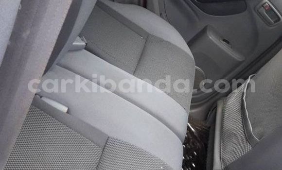 Acheter Occasion Voiture Toyota RAV4 Rouge à Kampala, Ouganda Acheter Occasion Voiture Toyota RAV4 Rouge à Kampala, Ouganda