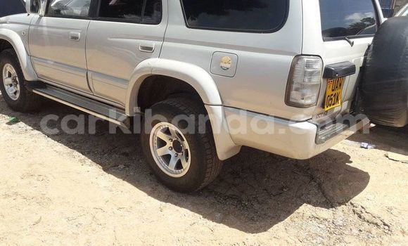 Acheter Occasion Voiture Toyota Surf Gris à Kampala, Ouganda Acheter Occasion Voiture Toyota Surf Gris à Kampala, Ouganda