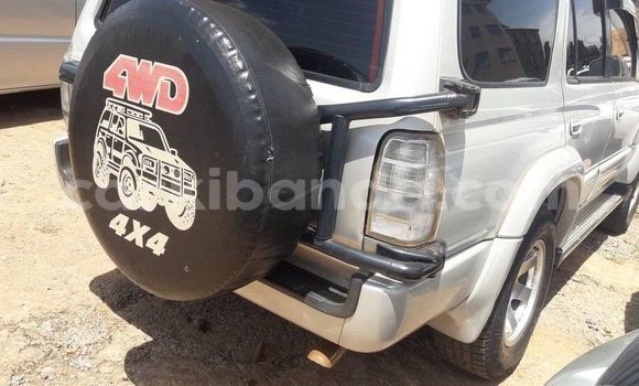 Acheter Occasion Voiture Toyota Surf Gris à Kampala, Ouganda Acheter Occasion Voiture Toyota Surf Gris à Kampala, Ouganda