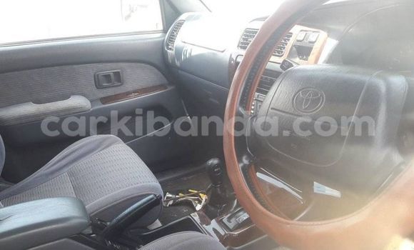 Acheter Occasion Voiture Toyota Surf Gris à Kampala, Ouganda Acheter Occasion Voiture Toyota Surf Gris à Kampala, Ouganda
