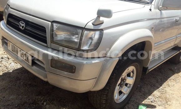 Acheter Occasion Voiture Toyota Surf Gris à Kampala, Ouganda Acheter Occasion Voiture Toyota Surf Gris à Kampala, Ouganda