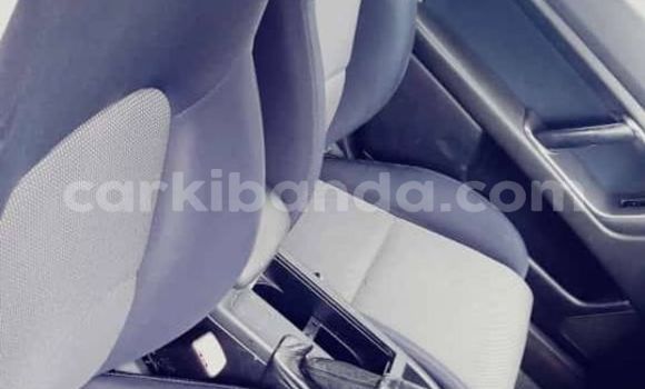 Acheter Occasion Voiture Subaru Legacy Noir à Kampala, Ouganda Acheter Occasion Voiture Subaru Legacy Noir à Kampala, Ouganda