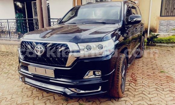 Acheter Occasion Voiture Toyota Land Cruiser Noir à Kampala, Ouganda Acheter Occasion Voiture Toyota Land Cruiser Noir à Kampala, Ouganda