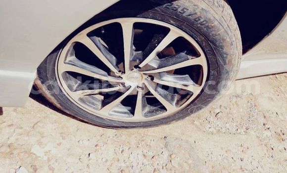 Buy Used Toyota Harrier White Car in Kampala in Uganda Buy Used Toyota Harrier White Car in Kampala in Uganda