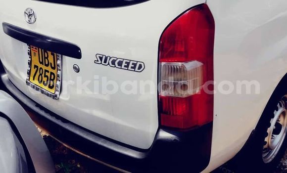 Acheter Occasion Voiture Toyota Succeed Blanc à Kampala, Ouganda Acheter Occasion Voiture Toyota Succeed Blanc à Kampala, Ouganda