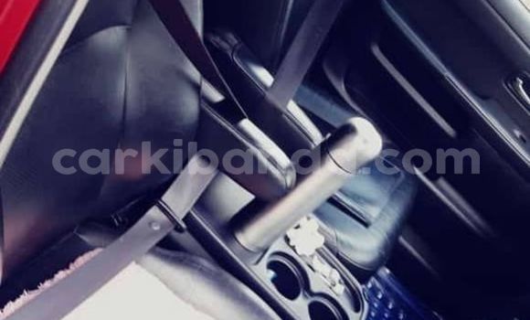 Acheter Occasion Voiture Honda CR–V Rouge à Kampala, Ouganda Acheter Occasion Voiture Honda CR–V Rouge à Kampala, Ouganda