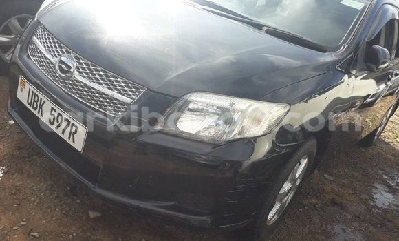 Acheter Occasion Voiture Toyota Fielder Noir à Kampala, Ouganda