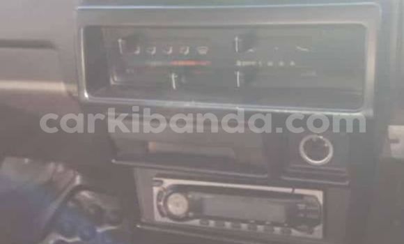 Acheter Occasion Voiture Nissan Datsun Blanc à Kampala, Ouganda Acheter Occasion Voiture Nissan Datsun Blanc à Kampala, Ouganda