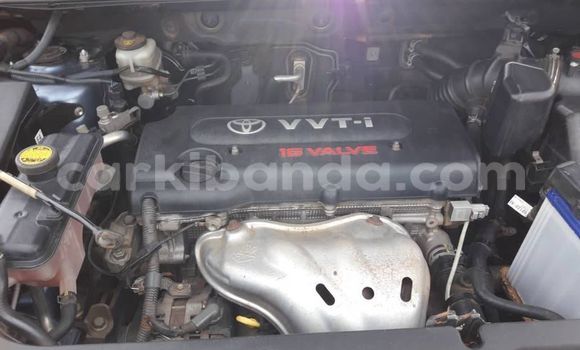 Acheter Occasion Voiture Toyota RAV4 Bleu à Kampala, Ouganda Acheter Occasion Voiture Toyota RAV4 Bleu à Kampala, Ouganda