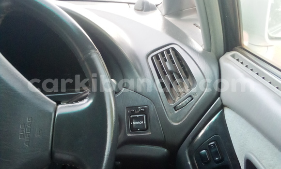 Buy Used Toyota Harrier White Car in Mukono in Uganda