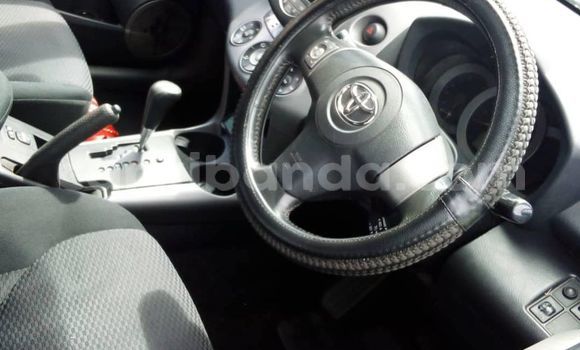 Gura Yakoze Toyota RAV4 Other Imodoka i Kampala mu Uganda Gura Yakoze Toyota RAV4 Other Imodoka i Kampala mu Uganda