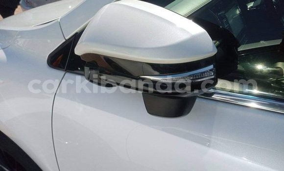 Buy Used Toyota Harrier White Car in Kampala in Uganda Buy Used Toyota Harrier White Car in Kampala in Uganda