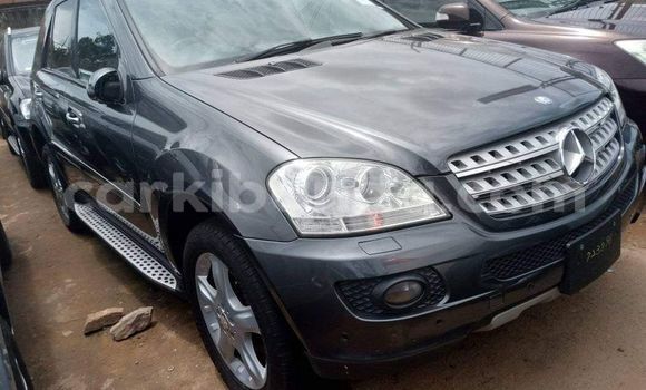 Buy Used Mercedes‒Benz ML–Class Black Car in Kampala in Uganda