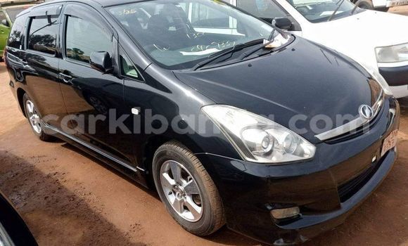 Gura Yakoze Toyota Wish Black Imodoka i Kampala mu Uganda