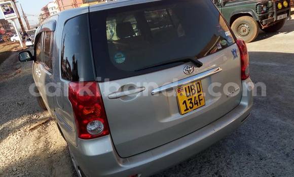Gura Yakoze Toyota Raum Other Imodoka i Kampala mu Uganda Gura Yakoze Toyota Raum Other Imodoka i Kampala mu Uganda