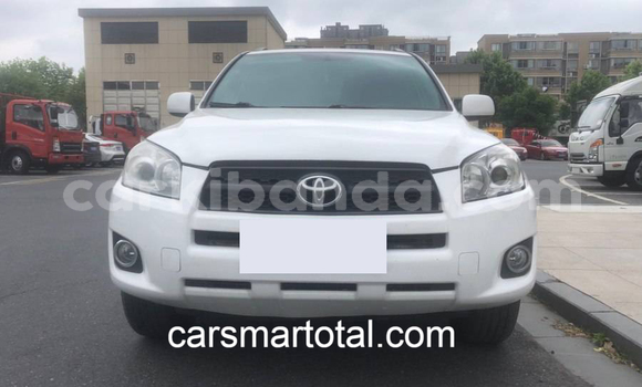 Buy Used Toyota RAV4 White Car in Bweyogerere in Central Buy Used Toyota RAV4 White Car in Bweyogerere in Central