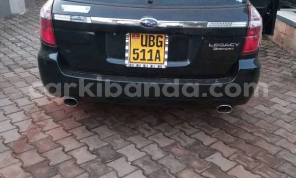 Nunua Ilio tumika Subaru Outback Nyeusi Gari ndani ya Kampala nchini Uganda Nunua Ilio tumika Subaru Outback Nyeusi Gari ndani ya Kampala nchini Uganda