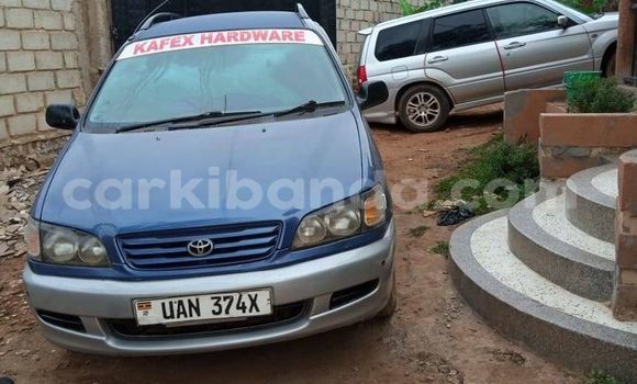 Nunua Ilio tumika Toyota Ipsum Bluu Gari ndani ya Kampala nchini Uganda Nunua Ilio tumika Toyota Ipsum Bluu Gari ndani ya Kampala nchini Uganda
