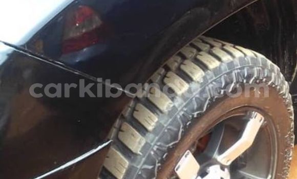 Nunua Ilio tumika Toyota Land Cruiser Nyeusi Gari ndani ya Kampala nchini Uganda Nunua Ilio tumika Toyota Land Cruiser Nyeusi Gari ndani ya Kampala nchini Uganda