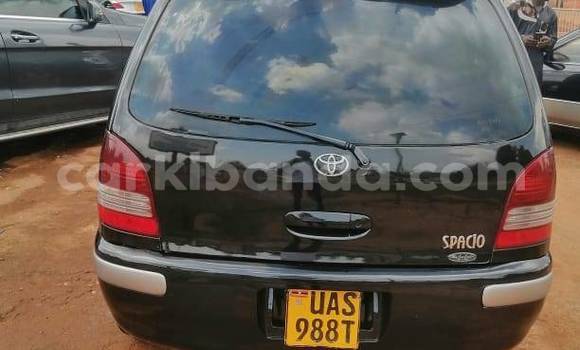 Nunua Ilio tumika Toyota Spacio Nyeusi Gari ndani ya Kampala nchini Uganda Nunua Ilio tumika Toyota Spacio Nyeusi Gari ndani ya Kampala nchini Uganda