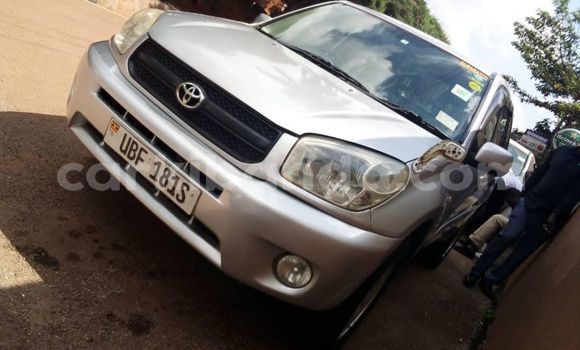 Acheter Occasion Voiture Toyota RAV4 Gris à Kampala, Ouganda Acheter Occasion Voiture Toyota RAV4 Gris à Kampala, Ouganda