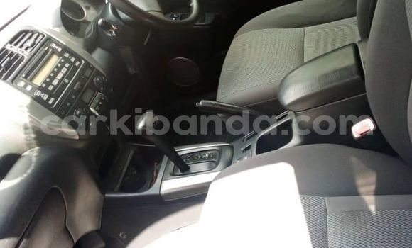 Acheter Occasion Voiture Toyota RAV4 Gris à Kampala, Ouganda Acheter Occasion Voiture Toyota RAV4 Gris à Kampala, Ouganda